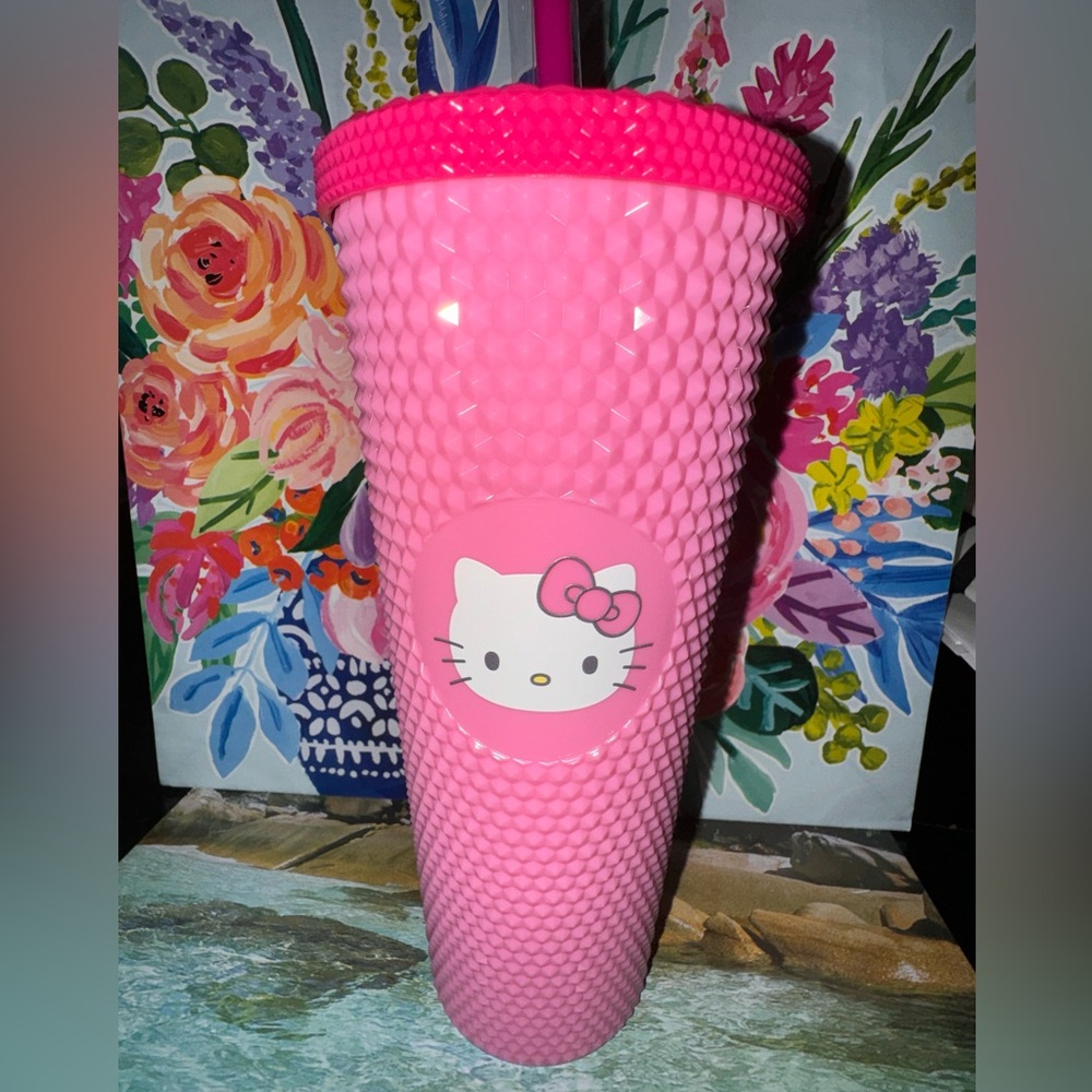 NEW TikTok Viral Hello Kitty Pink Cup Studded Tumbler with Straw & Lid 9” Large